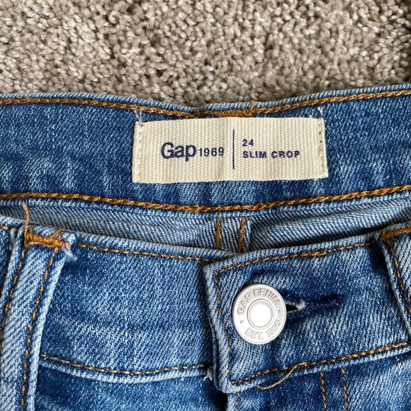 Gap Jeans - Picture 2 of 2